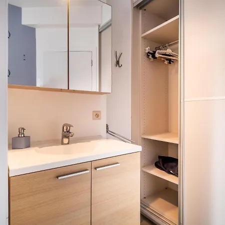 Vitalo 401 With Sea View Located On The Dike Apartment *