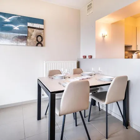 Vitalo 401 With Sea View Located On The Dike